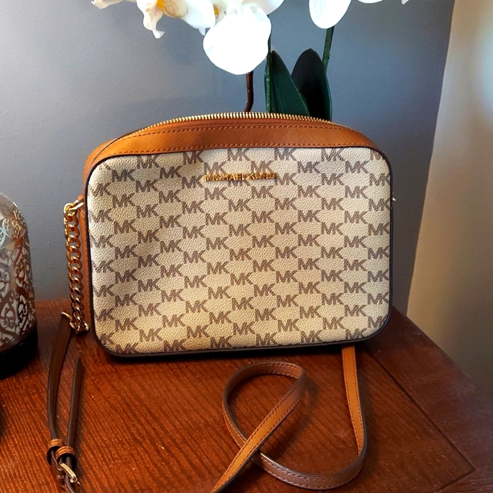 MK crossbody